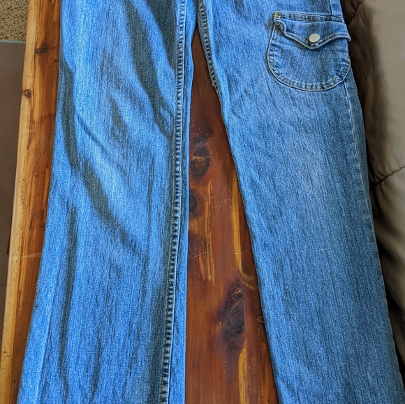 Baby Phat Jeans in a size 16 child.  I'm a 3/4, they fit me perfectly. - Picture 5 of 6